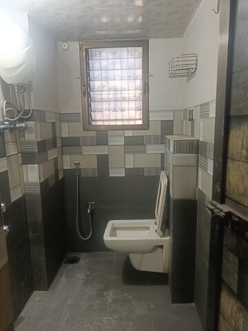 Master Bedroom in 2 BHK Apartment at Yashwant Yash CHS, Virar West – for Rent