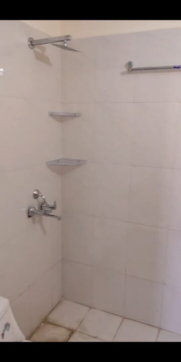 2 BHK Apartment For Rent in Pyramid Heights, Sector 85