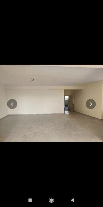 Room in 2 BHK Apartment at Pyramid Heights, Sector 85 – for Rent