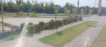 Master Bedroom in 4 BHK Villa at Attapur – for Sale