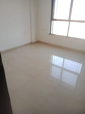 Room in 2 BHK Apartment at Ganga Savera, Wanwadi – for Rent