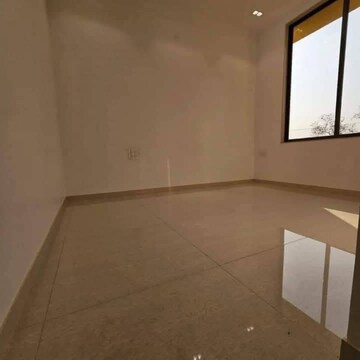 Room in 2 BHK Apartment at Indiabulls Park, Somatne – for Sale
