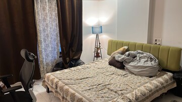 Room in  Pg at Prabhadevi – for Rent