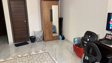 Room in  Pg at Prabhadevi – for Rent