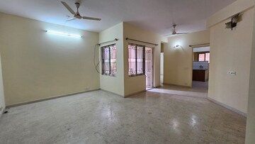 Room in 2.5 BHK Apartment at Shriram Luxor, Hennur Road – for Sale