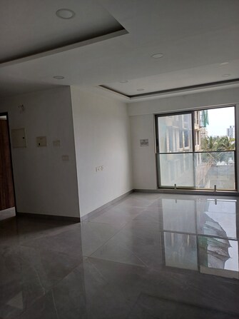 2 BHK Apartment For Rent in Dev Leo Tower Oshiwara Mumbai  8147490