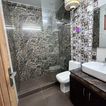 Bathroom in 2.5 BHK Builder Floor at Ansal Sushant Lok I, Sector 43 – for Rent
