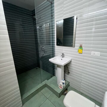 Bathroom in 2.5 BHK Builder Floor at Ansal Sushant Lok I, Sector 43 – for Rent