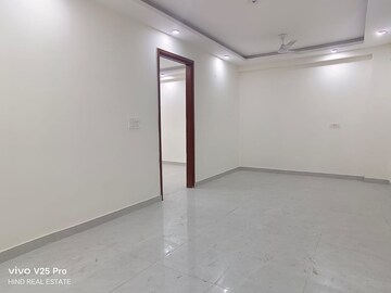 Room in 2 BHK Builder Floor at Palm Residency Chhatarpur, Chattarpur – for Rent