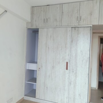 Furnished Amenities in 3 BHK Apartment at Sector M-1a – for Rent