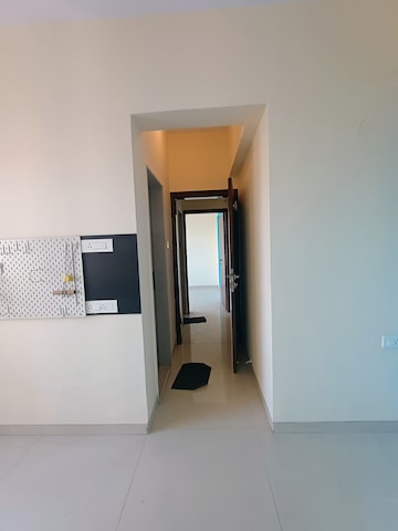 Room in 2 BHK Apartment at Bholenath Zen Apartments, Chembur – for Rent