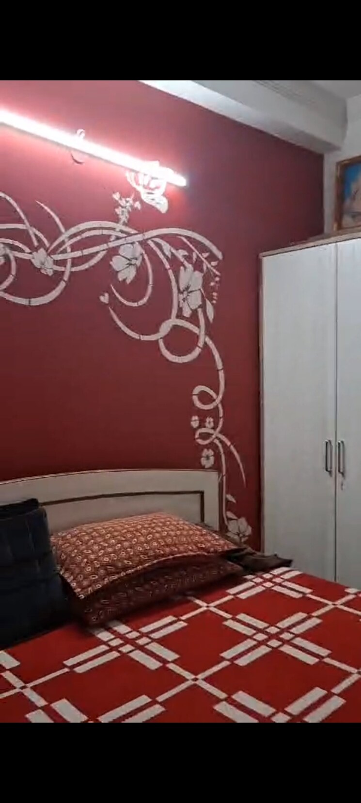 Bedroom, shakti khand 3 Bedroom 1200 Sq.Ft. Builder Floor In Shakti Khand Ghaziabad 8147559