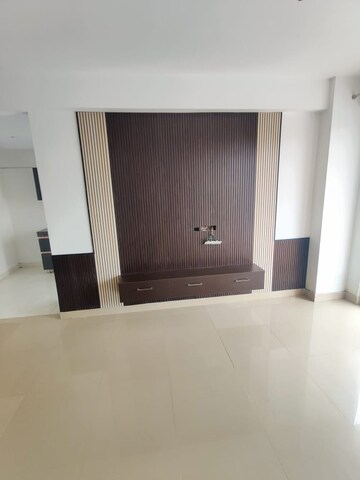 Furnished Amenities in 4 BHK Apartment at GTM The Capital, Aman Vihar – for Rent