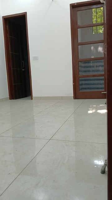Room in 3 BHK Independent House at Ambala Highway – for Sale