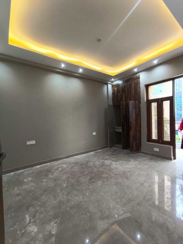 Room, srishti-greenfield-homes 4 Bedroom 2400 Sq.Ft. Builder Floor In Green Fields Colony Faridabad 8147674