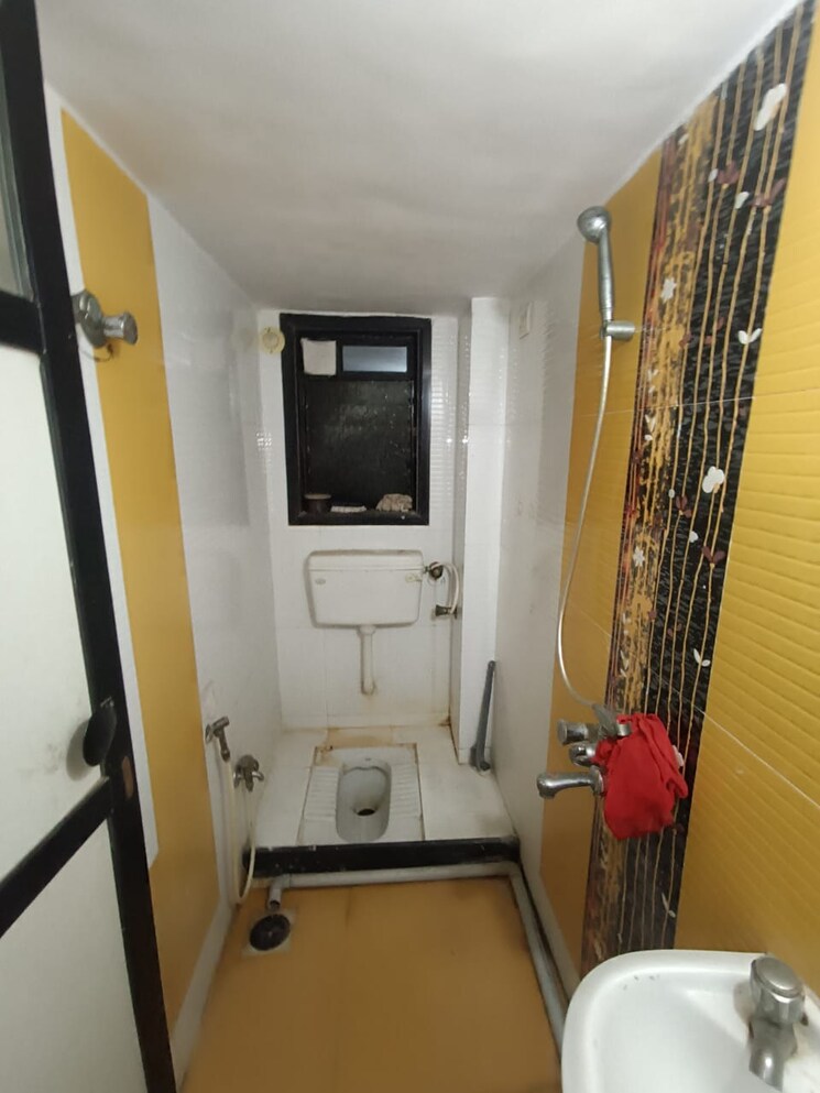 Bathroom, poonam-palms 2 Bedroom 1000 Sq.Ft. Apartment In Nalasopara West Palghar 8147689