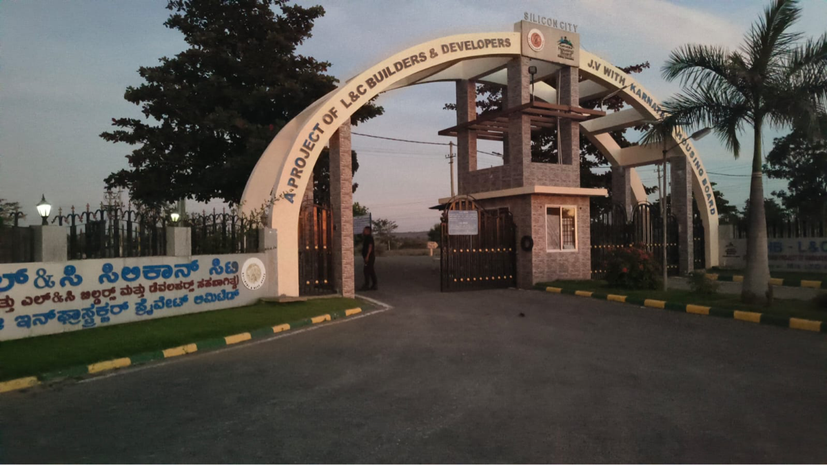 Plot For Sale in Affordable Villas In Hamp