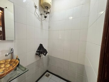 Bathroom in 2 BHK Apartment at Rashmi Regency, Nalasopara East – for Sale
