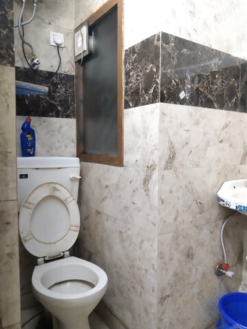 Bathroom in 3 BHK Builder Floor at Old Rajinder Nagar – for Rent