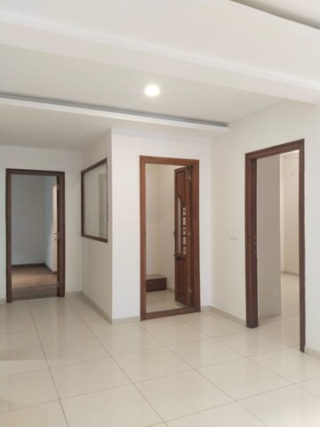 Room in 3 BHK Builder Floor at Hsr Layout – for Rent