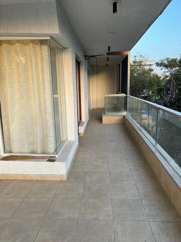 Balcony in 4 BHK Builder Floor at Auram Floor, South City 2 – for Rent
