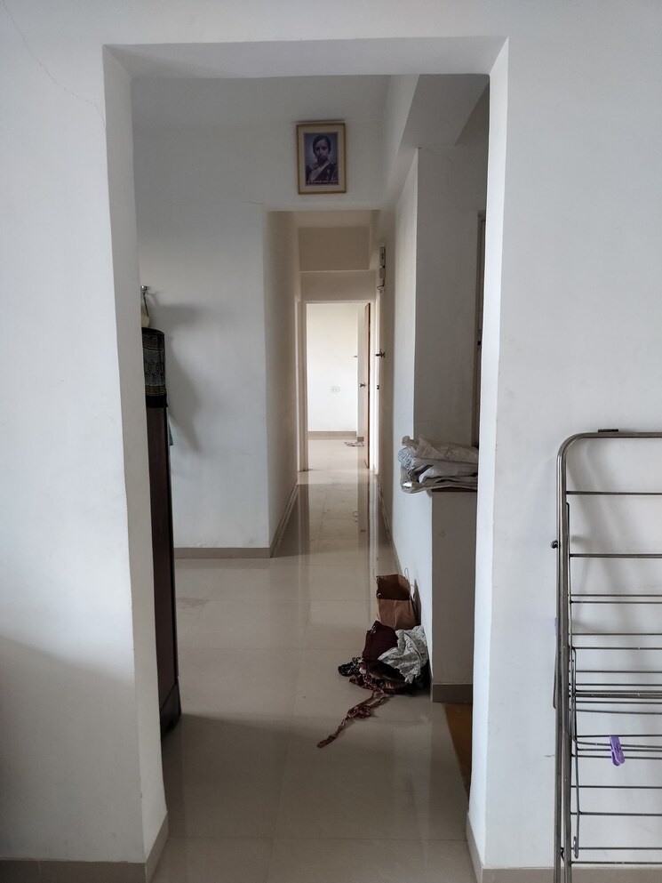 Bathroom, kumar-palmcrest 2 Bedroom 1000 Sq.Ft. Apartment In Pisoli Pune 8147941