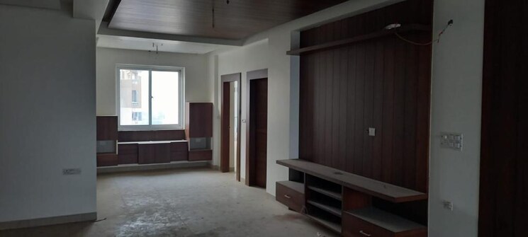 Room, upsidc site b 2 Bedroom 200 Sq.Mt. Independent House In Upsidc Site B Greater Noida 8147942