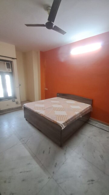Bedroom in 2 BHK Builder Floor at Sector 47 – for Rent