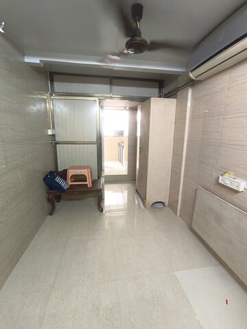 1 RK Apartment For Rent in Colaba Mumbai  8148016