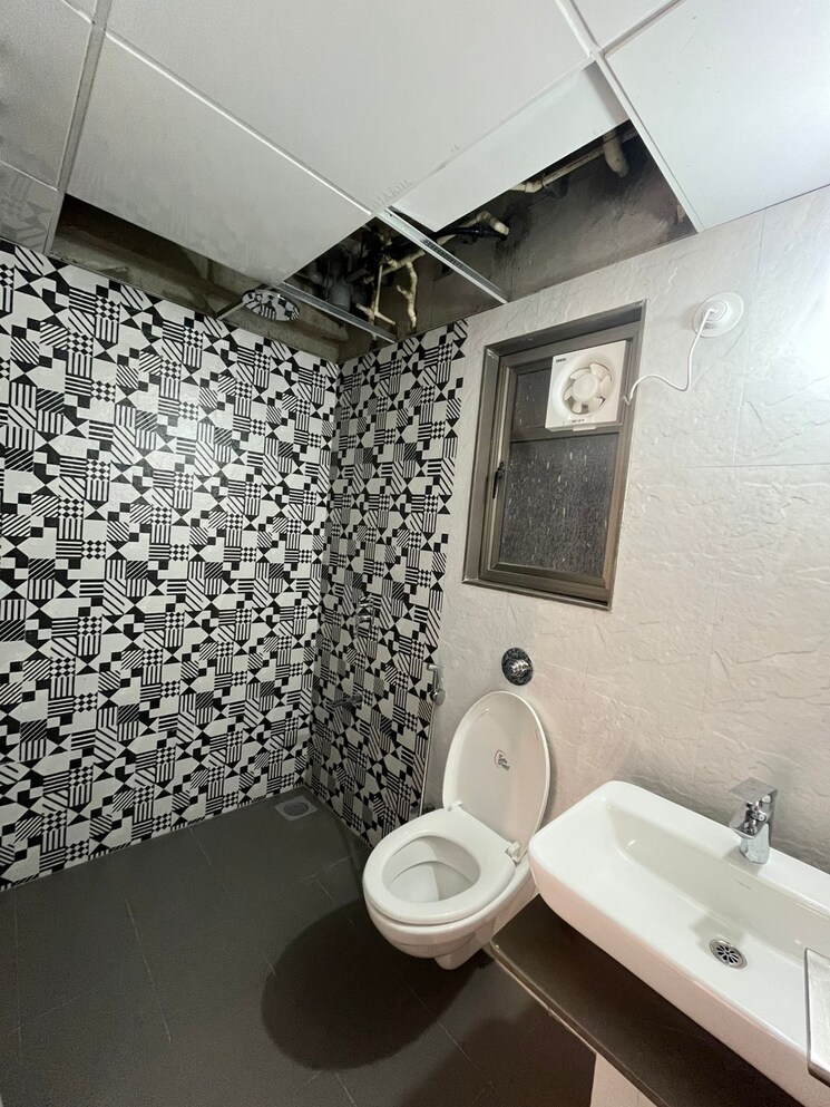 Bathroom, bramhacorp-the-collection 2 Bedroom 598 Sq.Ft. Apartment In Kalyani Nagar Pune 8148069