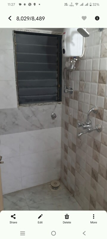 Bathroom in 1 BHK Apartment at Andheri East – for Rent