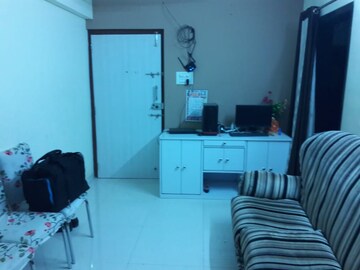 Living Room in 1 BHK Apartment at Dombivli West – for Rent