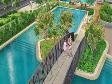 Swimming Pool in 2 BHK Apartment at Lodha Parkside, Worli – for Rent
