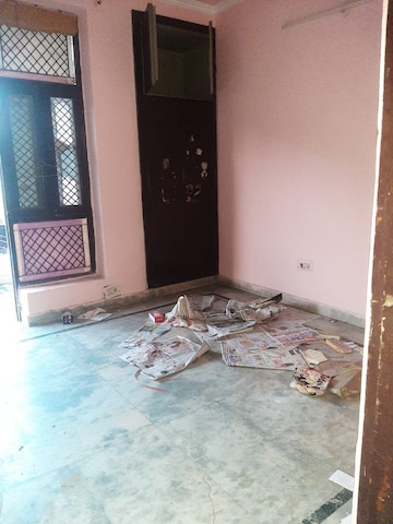 1 BHK Builder Floor For Rent in Spring Field Sector 31 Faridabad  8148160