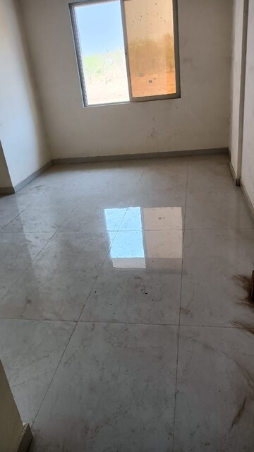 Room in 1 BHK Apartment at Vaishnavi Dham Complex, Asangaon – for Sale