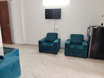 2 BHK Builder Floor For Rent in Saket