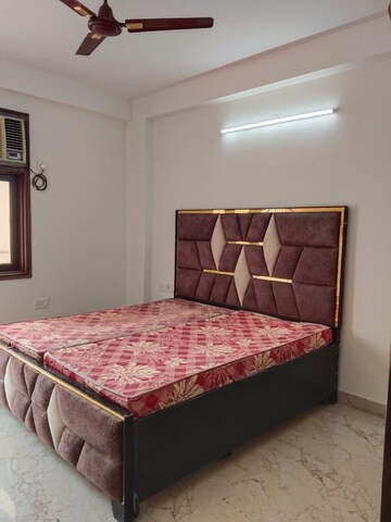 Bedroom in 2 BHK Builder Floor at Saket – for Rent