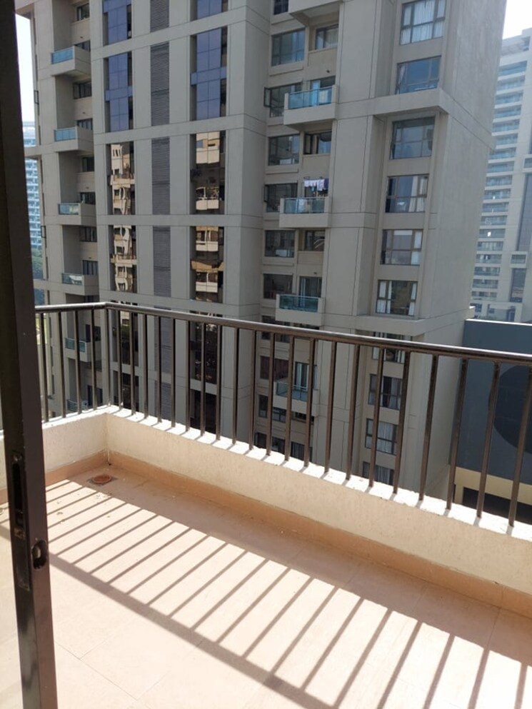 Balcony, mantra-sky-homes 3 Bedroom 1471 Sq.Ft. Apartment In Magarpatta City Pune 8148239