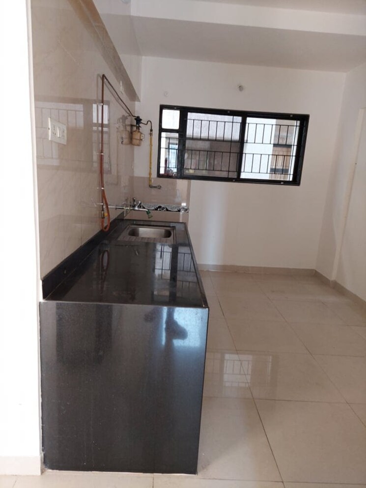 Kitchen, mantra-sky-homes 3.5 Bedroom 1696 Sq.Ft. Apartment In Magarpatta City Pune 8148248