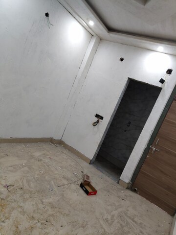 Living Room in 1 BHK Builder Floor at Dwarka Mor – for Rent