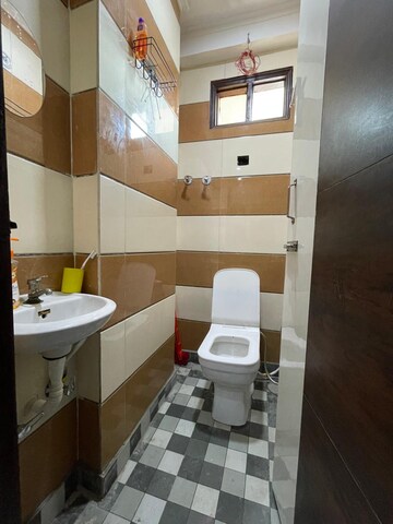 Kitchen in 2 BHK Builder Floor at Dwarka Mor – for Rent