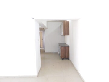 Room in 2 BHK Apartment at Divyam Heights, Andheri West – for Rent
