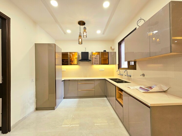 Kitchen, peer mucchalla 4 Bedroom 134 Sq.Yd. Independent House In Peer Mucchalla Zirakpur 8148343