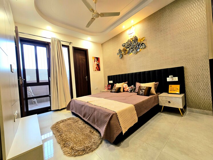 Bedroom, peer mucchalla 4 Bedroom 134 Sq.Yd. Independent House In Peer Mucchalla Zirakpur 8148343