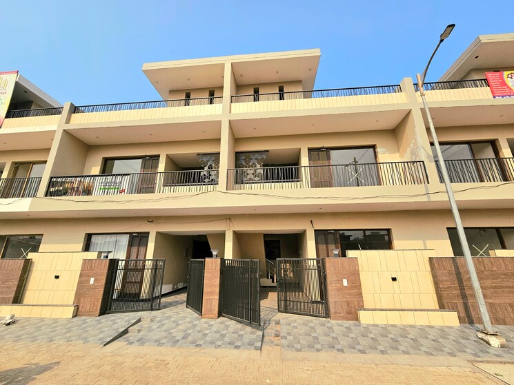 Exterior View, peer mucchalla 4 Bedroom 134 Sq.Yd. Independent House In Peer Mucchalla Zirakpur 8148343