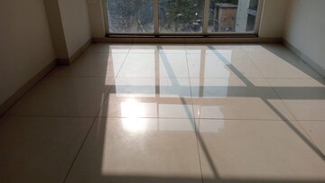 Room in 1 BHK Apartment at Godrej Tranquil, Kandivali East – for Rent