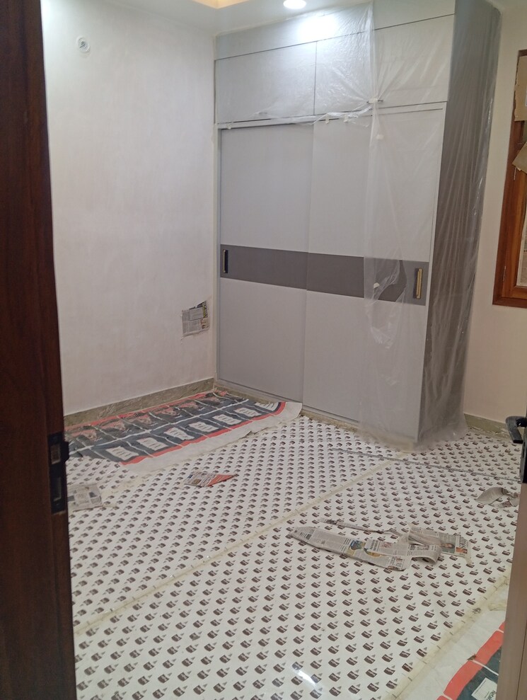 Bedroom, krishna nagar 2.5 Bedroom 110 Sq.Ft. Builder Floor In Krishna Nagar Delhi 8148363