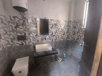 Bathroom in 4 BHK Builder Floor at Krishna Nagar – for Rent