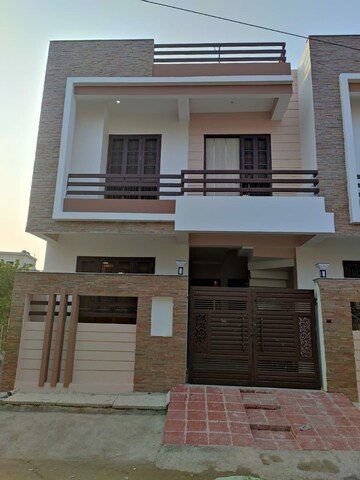 3 BHK Builder Floor For Rent in Gomti Nagar