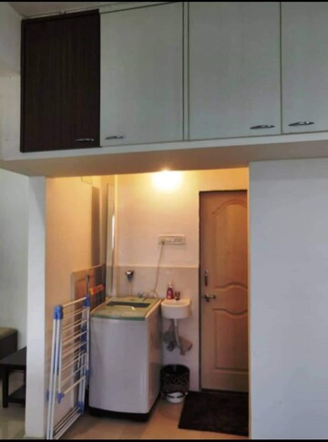 Furnished Amenities in 1 BHK Apartment at Sapphire Lakeside, Powai – for Rent